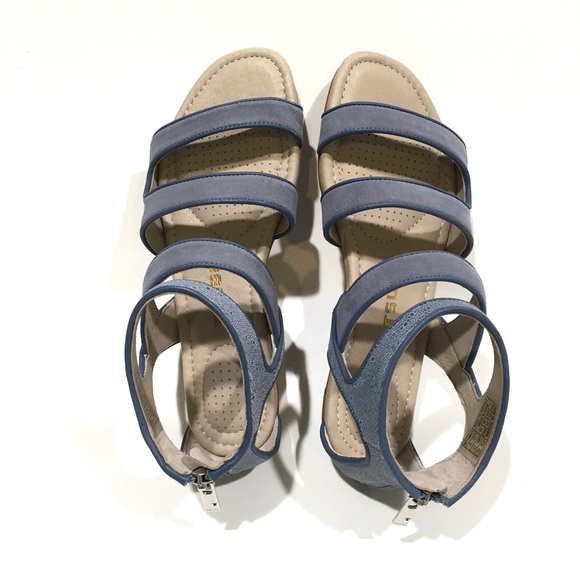 Tsubo Barbra Strappy Women’s Sandals -Blue Steel Suede -US 7 -NEW - Picture 5 of 7